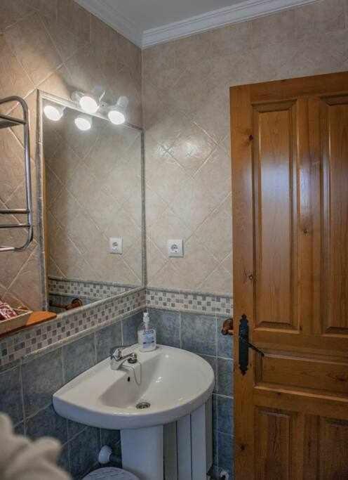 Apartamento El Nido de Gredos Navarredonda Exterior foto